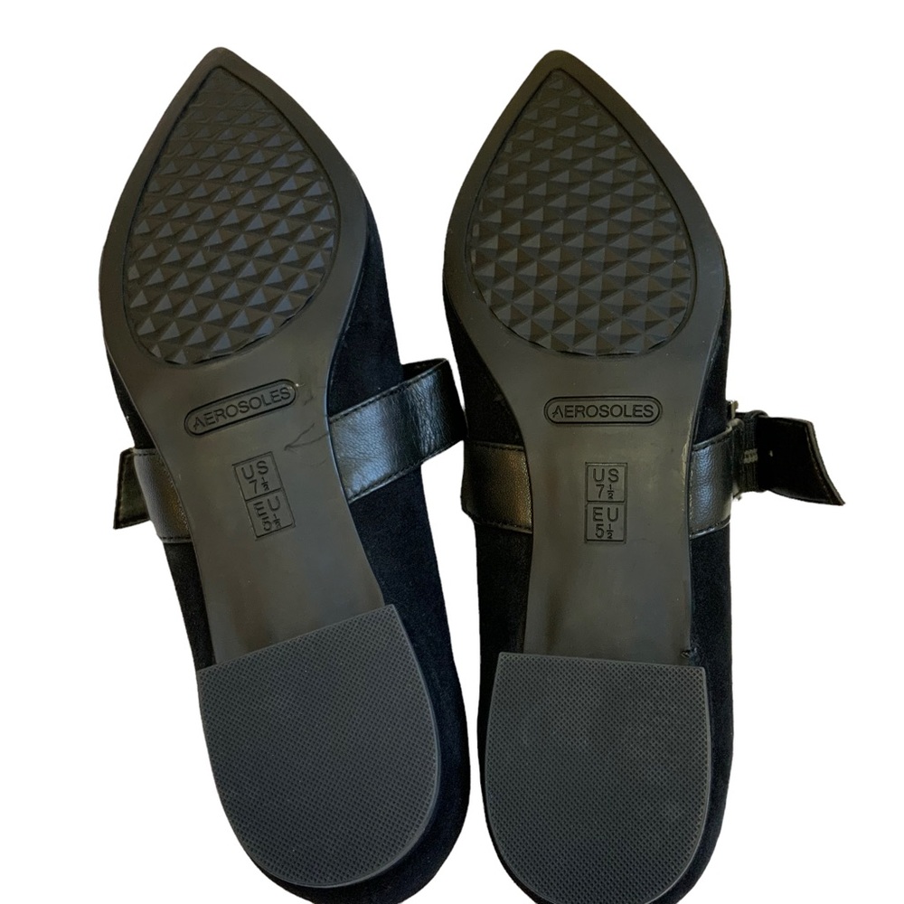 AEROSOLES Black Pointed Flats with Strap - Picture 4 of 10